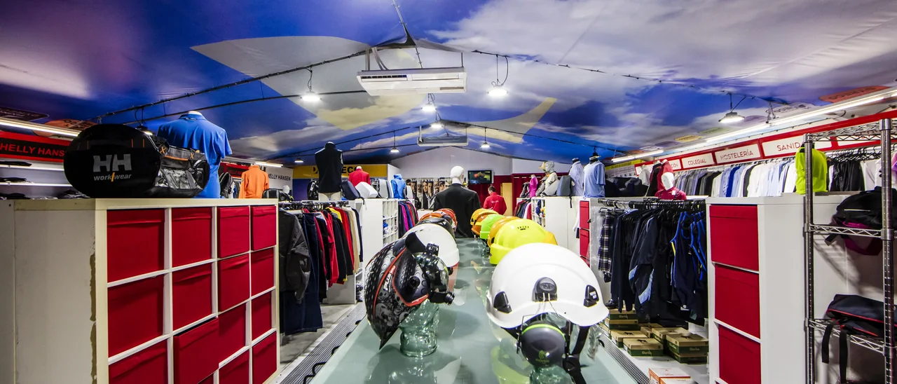 Cascos de trabajo y protección de cabeza en la tienda de Dyreco